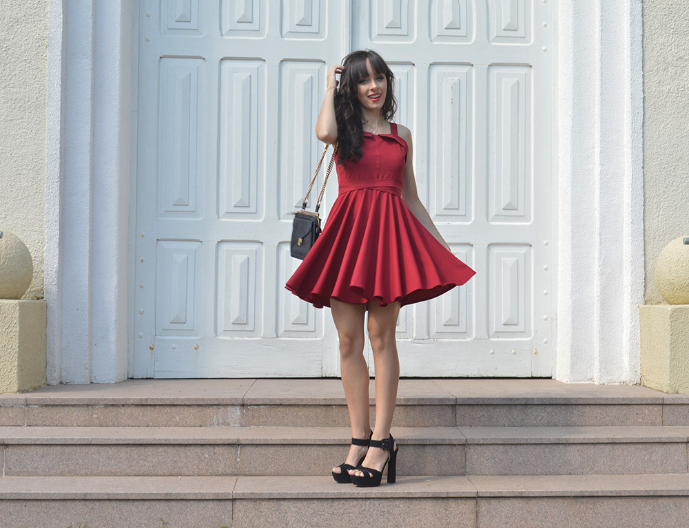 she-burns-the-red-dress-look-blog-ela-inspira-2